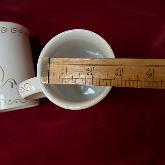 THINK GIFTS!! 2 - KIC Terri Fosson 10oz. Christmas Mug. Gold and Silver Reindeer - Picture 8 of 8